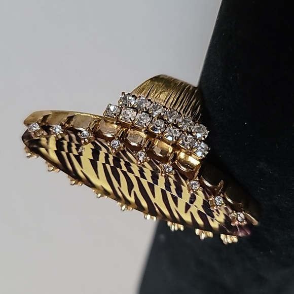 Vintage BETSEY JOHNSON Hollywood Glam Collection Tiger Stripe Cocktail Ring. 7.5 - Picture 4 of 8